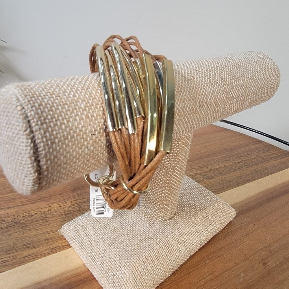 NEW New York and Company Leatherette and Gold tone Metal Bracelet